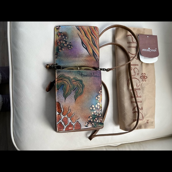 Anuschka Leather Crossbody or Clutch - Picture 3 of 7